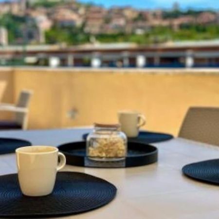 Exclusive Penthouse With 60 M2 Panoramic Terrace Perugia Exterior foto