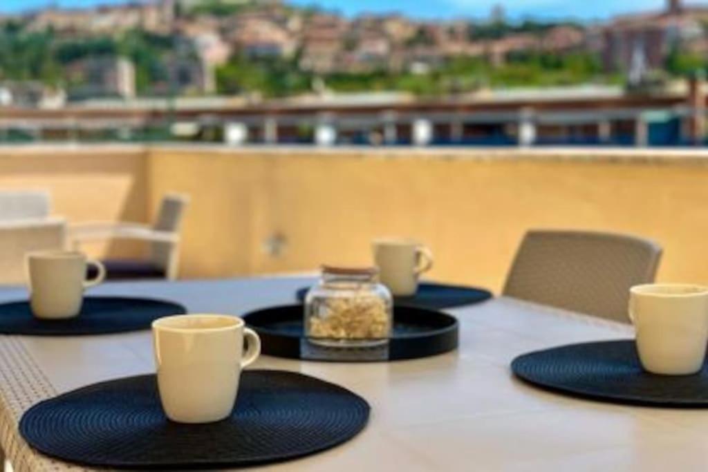 Exclusive Penthouse With 60 M2 Panoramic Terrace Perugia Exterior foto